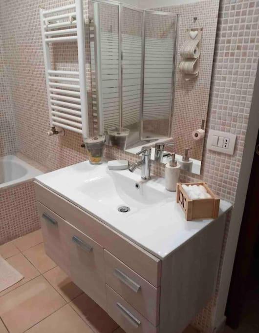 Apartmán Domus Acquedotto Řím Exteriér fotografie
